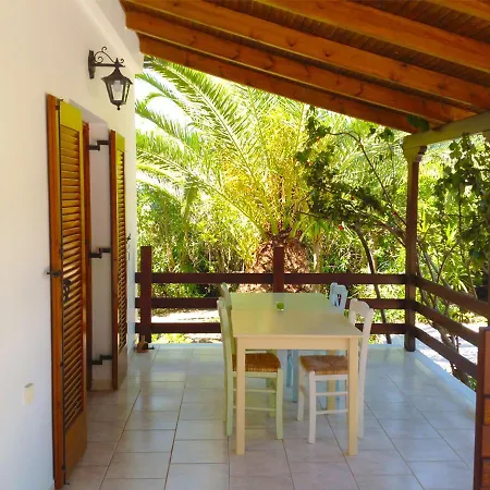 Bungalow Gialova Exterior photo